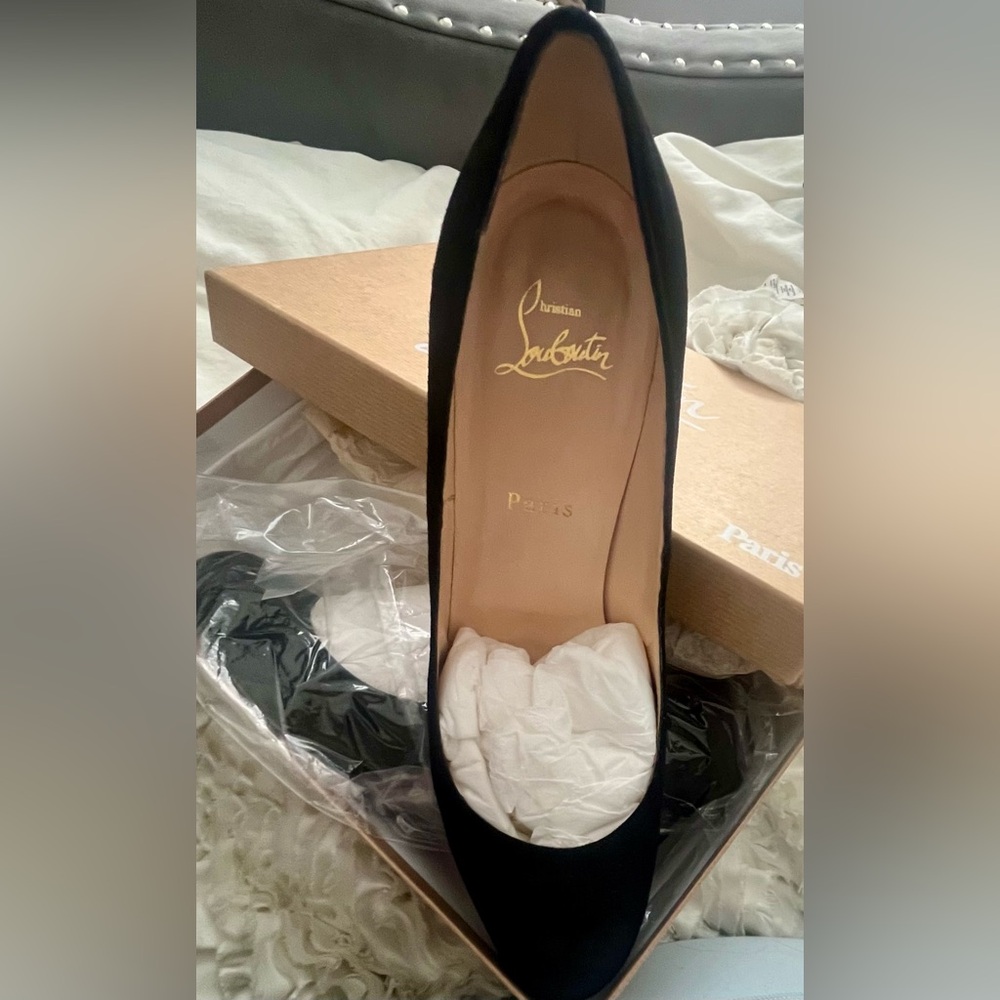 Christian Louboutin Elegant Black Pumps